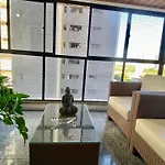 Apartamento vista mar, 2 Suítes, WC Social,2 vagas