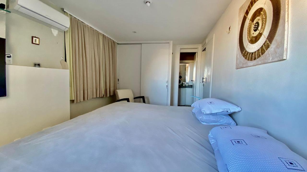 Vista Mar, 2 Suítes, Wc Social,2 Vagas