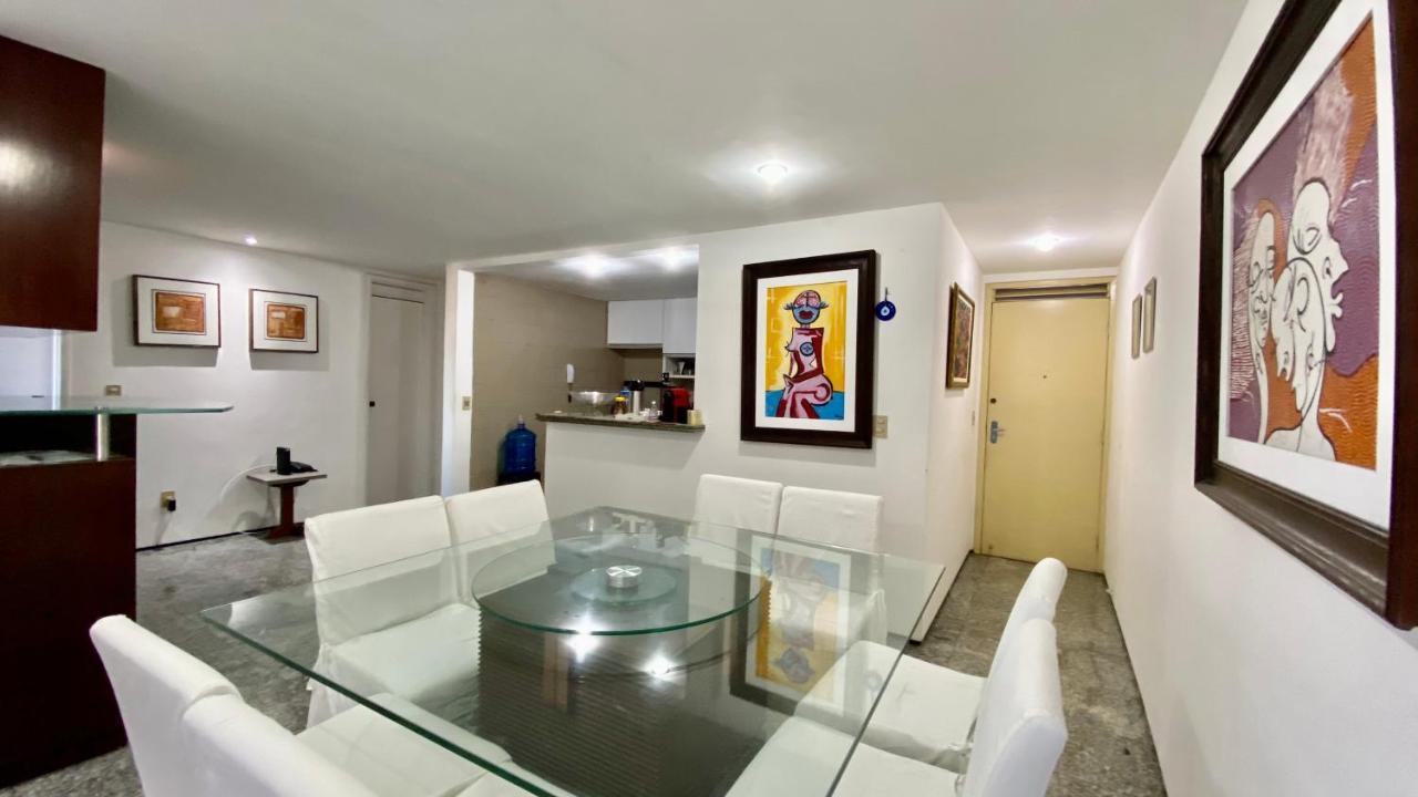 Vista Mar, 2 Suítes, Wc Social,2 Vagas