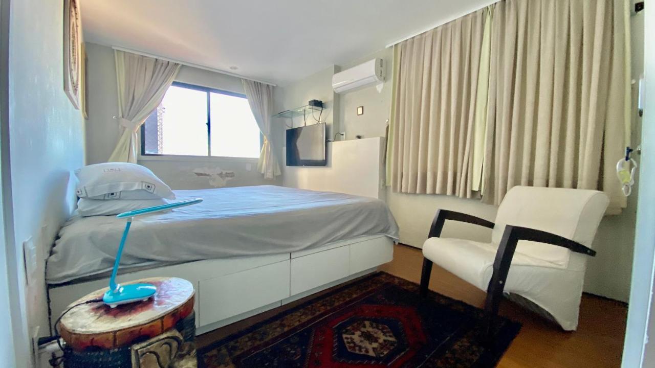 Vista Mar, 2 Suítes, Wc Social,2 Vagas Apartamento