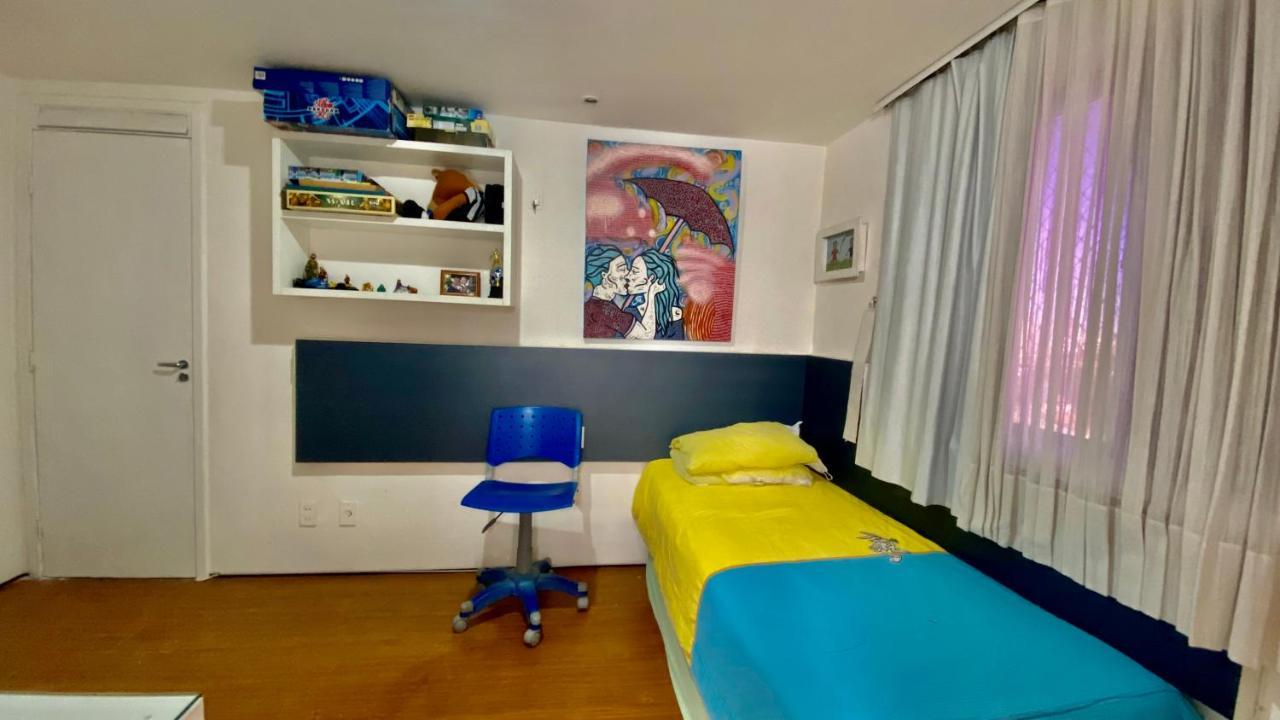 Apartamento Vista Mar, 2 Suítes, Wc Social,2 Vagas Fortaleza (Ceara)