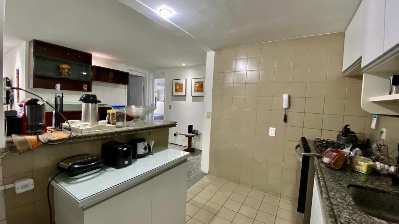 Apartamento Vista Mar, 2 Suítes, Wc Social,2 Vagas Fortaleza (Ceara)