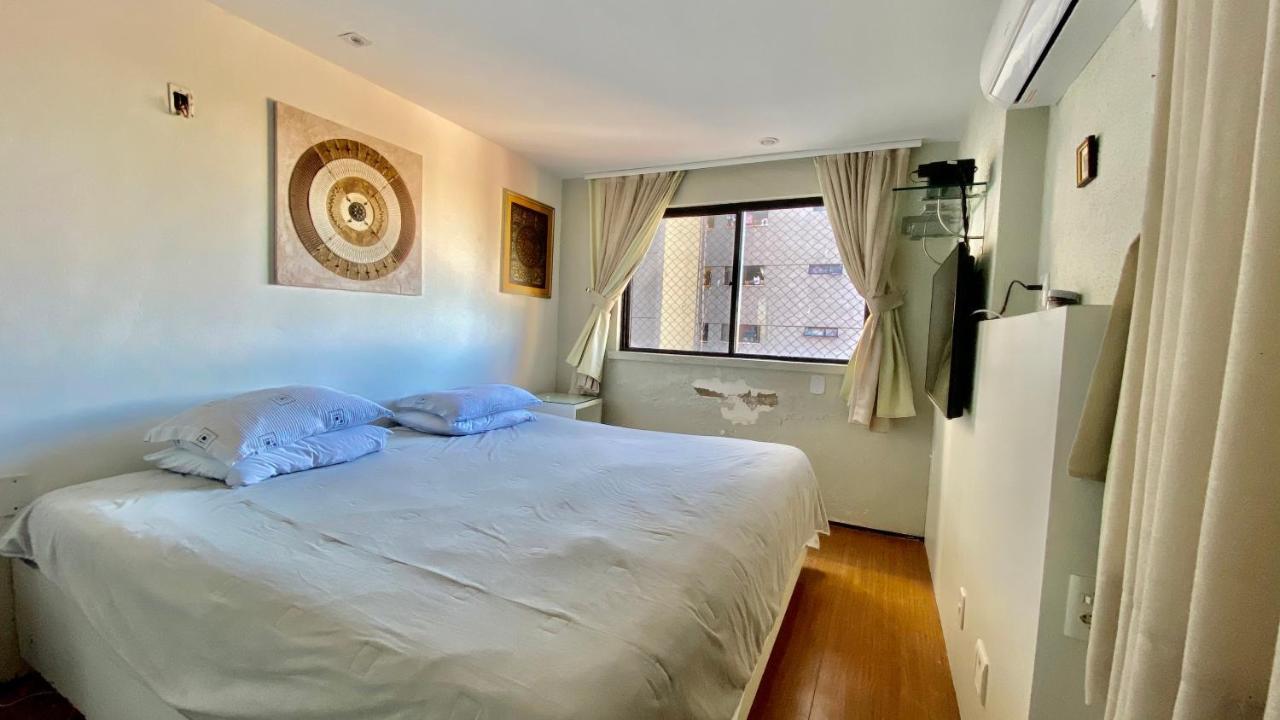 Vista Mar, 2 Suítes, Wc Social,2 Vagas