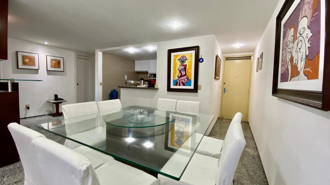 Apartamento Vista Mar, 2 Suítes, Wc Social,2 Vagas *