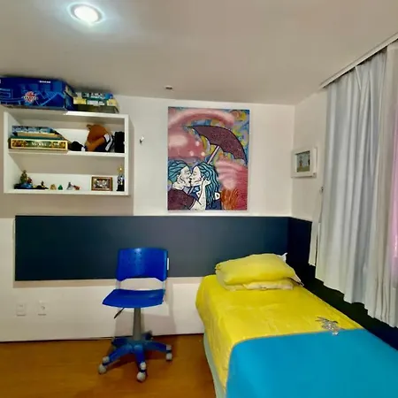 Vista Mar, 2 Suítes, Wc Social,2 Vagas Apartamento