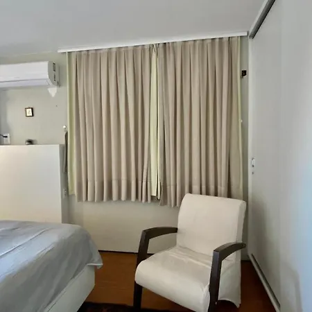 Vista Mar, 2 Suítes, Wc Social,2 Vagas Apartamento *